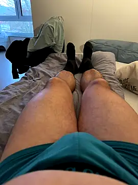 Snapshot of rundum40 chatting on November 26, 8:14 am rundum40 online show from November 26, 8:14 am