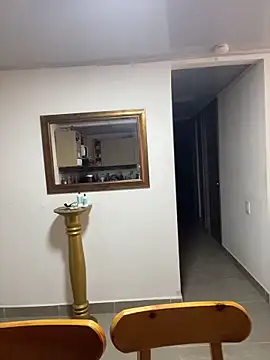 karla nill online show from March 3, 7:10 pm