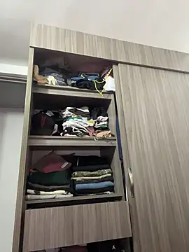 karla nill online show from March 25, 6:29 pm