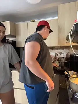 karla nill online show from February 22, 7:04 pm