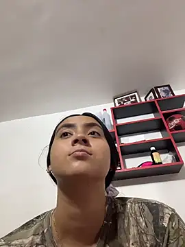 karla nill online show from March 18, 7:04 pm