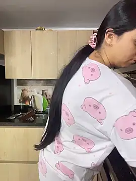 karla nill online show from March 11, 6:02 pm