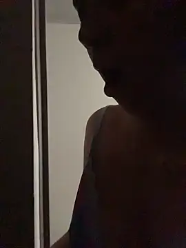 karla nill online show from April 7, 7:15 pm