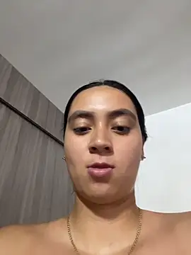 karla nill online show from March 31, 6:54 pm