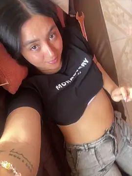 Snapshot of karla_nill chatting on November 6, 7:51 pm karla nill online show from November 6, 7:51 pm