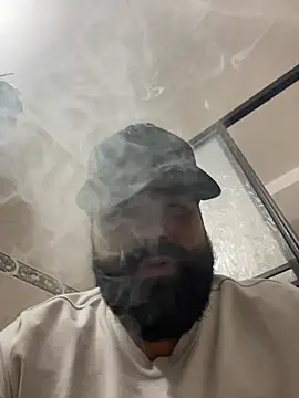 Lyon vach online show from November 14, 8:01 pm