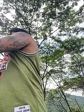 Lyon vach online show from November 6, 6:34 pm