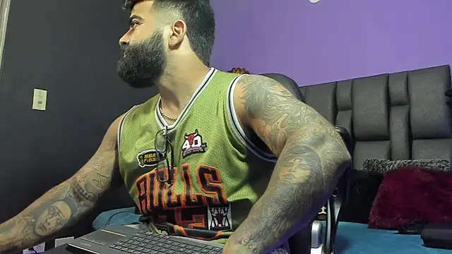 Lyon vach online show from February 11, 11:04 pm