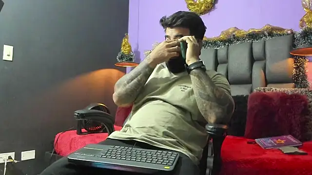 Lyon vach online show from December 20, 9:39 pm