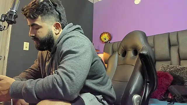 Lyon vach online show from February 18, 2:20 am