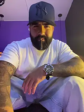 Lyon vach online show from November 9, 8:13 pm