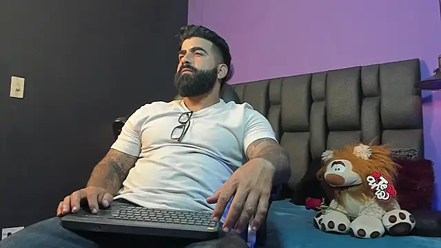 Lyon vach online show from February 12, 10:42 pm