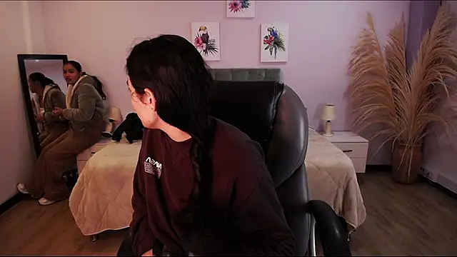 Icysweetcam online show from November 29, 10:37 am