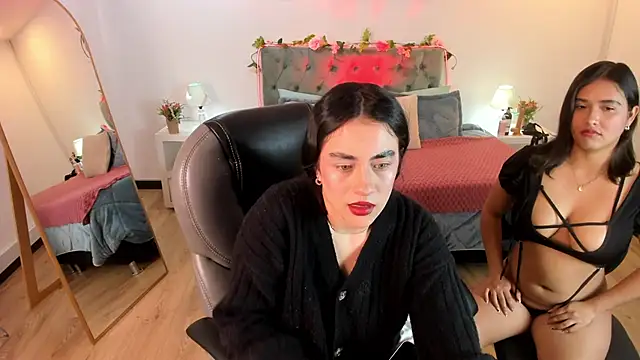 Icysweetcam online show from May 14, 11:40 am