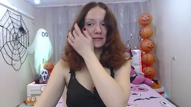 BarbaraStily online show from October 12, 6:37 am