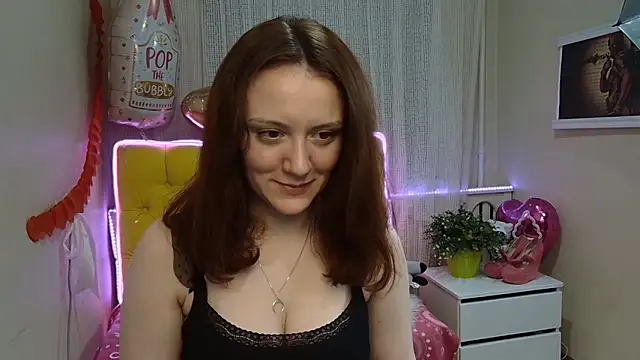 BarbaraStily online show from March 22, 11:42 am