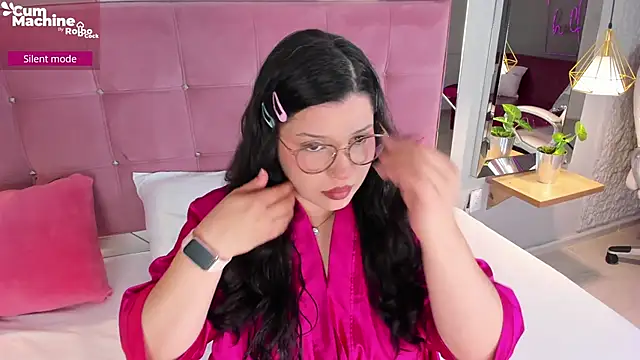 Snapshot of ArticaBelle chatting on November 13, 4:38 am ArticaBelle online show from November 13, 4:38 am