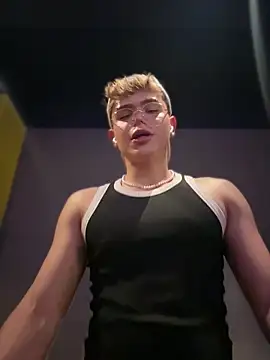 PRINCE STEV online show from October 8, 9:37 pm