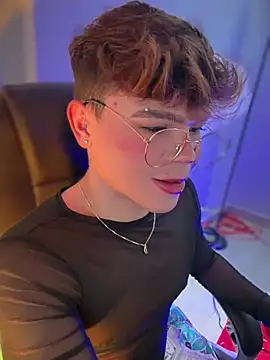 PRINCE STEV online show from February 8, 5:54 pm