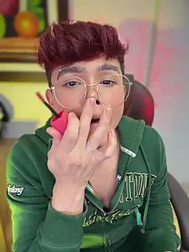 Snapshot of PRINCE_STEV chatting on June 10, 6:31 pm PRINCE STEV online show from June 10, 6:31 pm