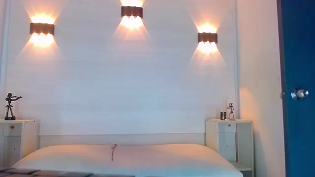 Molly Spears online show from March 8, 11:48 am