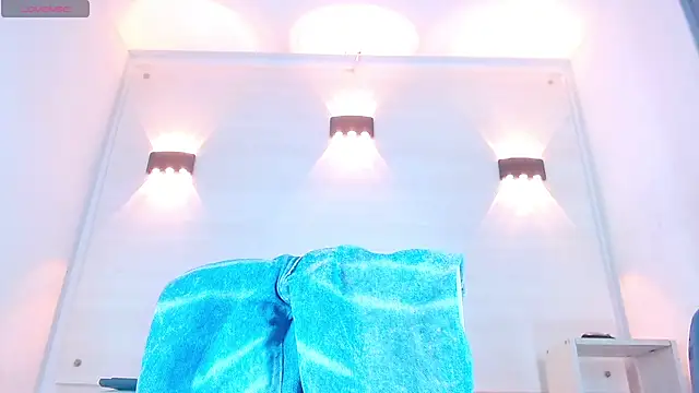 Molly Spears online show from March 15, 2:55 pm