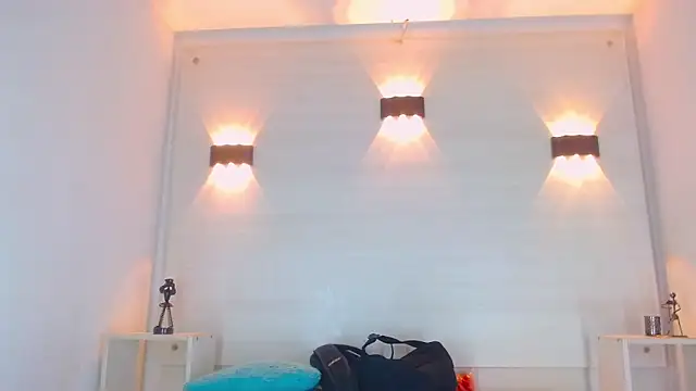 Molly Spears online show from March 1, 11:39 am