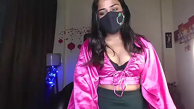 Black-Pearll online show from April 2, 8:32 am