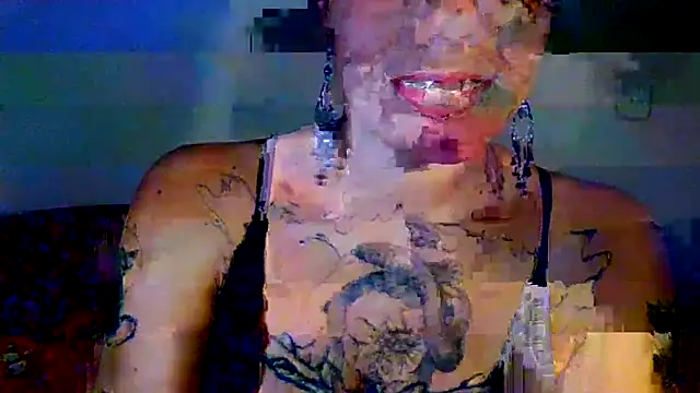 Submersidollx online show from March 20, 12:50 pm