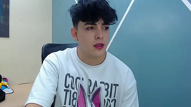 nolan twink1 online show from March 8, 5:43 pm