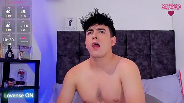 nolan twink1 online show from March 28, 5:47 pm