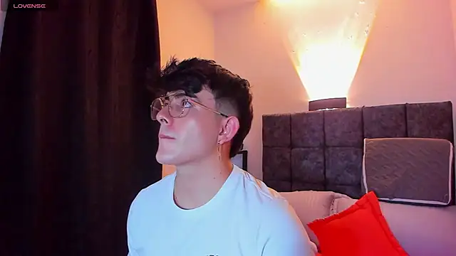 nolan twink1 online show from October 8, 2:24 am