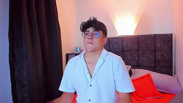 nolan twink1 online show from October 6, 11:38 pm