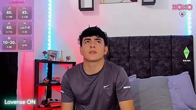 nolan twink1 online show from February 18, 5:53 pm