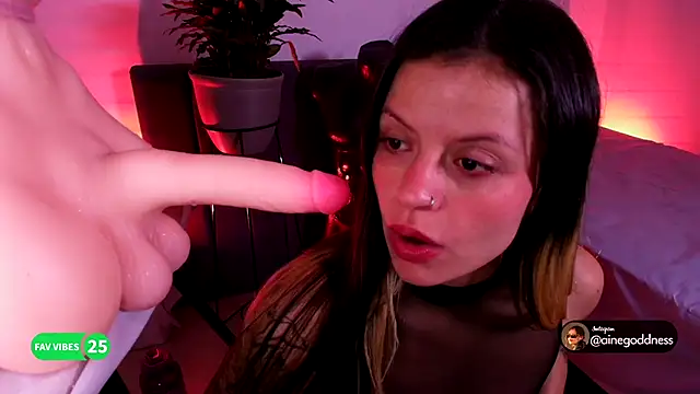 tatiana monroe online show from October 18, 2:19 pm