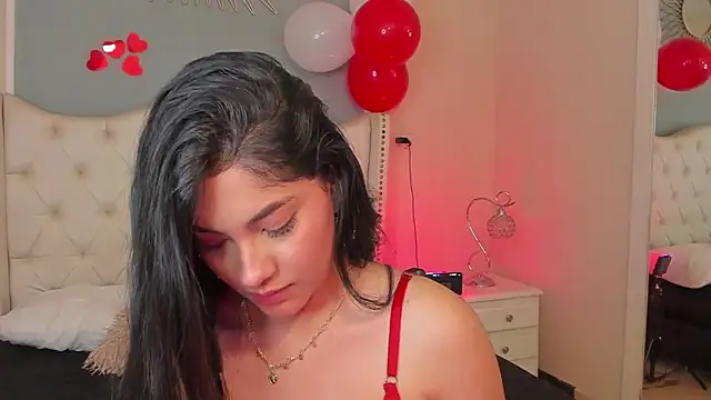 Mia Elowen online show from February 15, 12:59 am