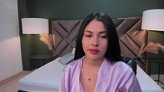 Mia Elowen online show from March 21, 8:29 pm