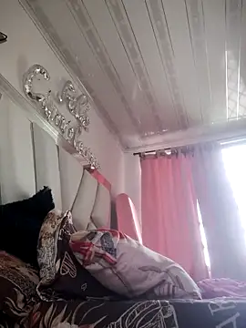 LaurenWelly  online show from November 27, 8:09 pm