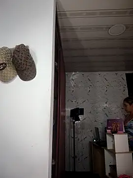 LaurenWelly  online show from November 8, 7:06 pm