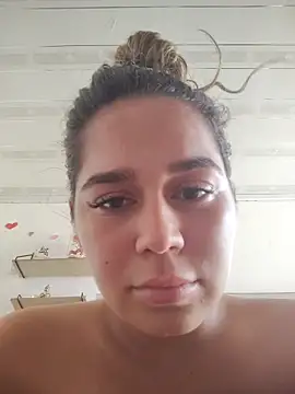 LaurenWelly  online show from February 27, 9:47 pm