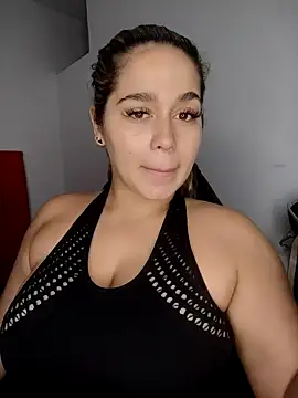 LaurenWelly  online show from November 22, 9:46 pm