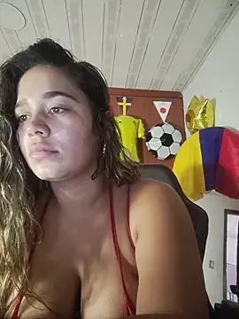 Snapshot of LaurenWelly_ chatting on July 1, 11:54 am LaurenWelly online show from July 1, 11:54 am
