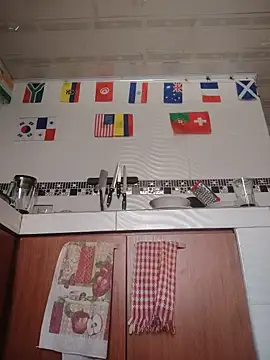 Snapshot of LaurenWelly_ chatting on July 13, 4:39 pm LaurenWelly online show from July 13, 4:39 pm
