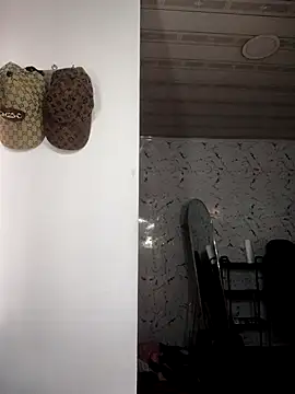 Snapshot of LaurenWelly_ chatting on September 12, 8:19 pm LaurenWelly online show from September 12, 8:19 pm