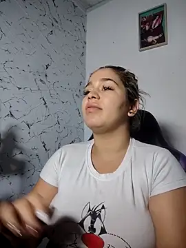 LaurenWelly  online show from November 17, 9:57 am