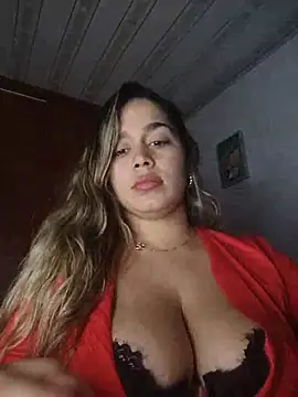 LaurenWelly  online show from May 19, 12:59 am