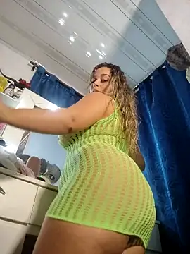 LaurenWelly  online show from October 25, 9:04 pm