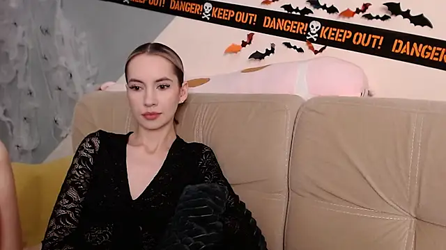 AmbrielHailey online show from November 4, 12:36 am