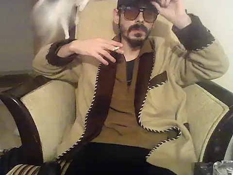 Snapshot of kallaviz chatting on January 14, 6:00 pm kallaviz online show from January 14, 6:00 pm