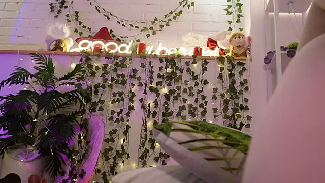 MonicaAsis online show from January 31, 7:12 pm